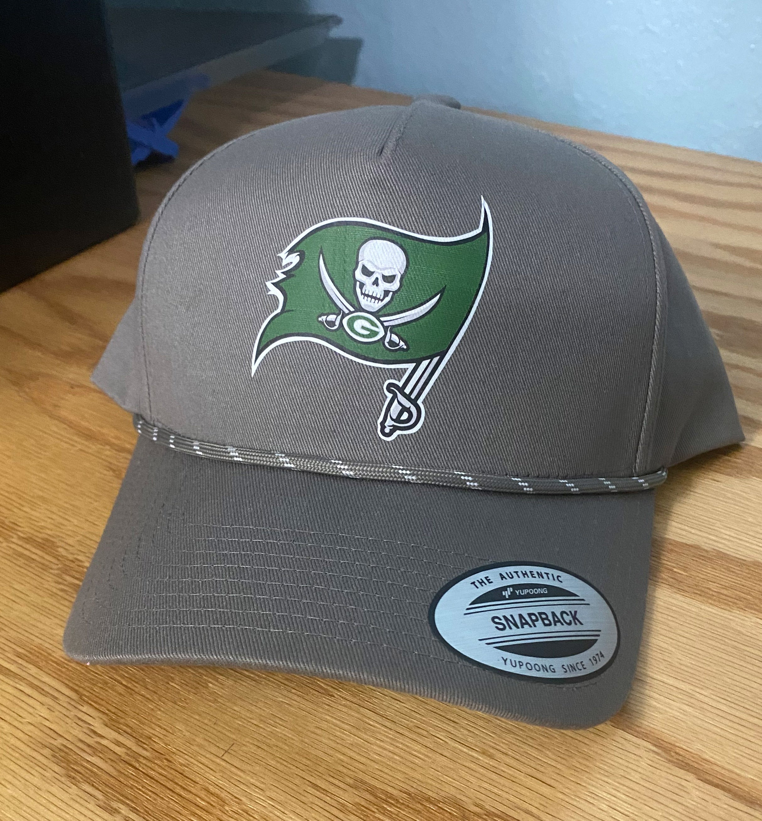 Gore Pirates Flag Hat